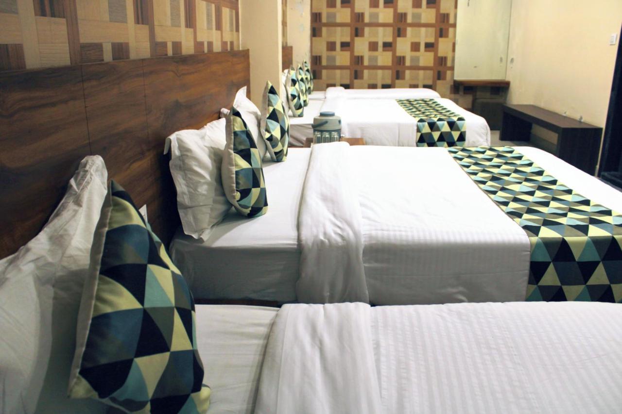 Maruti Group Of Hotels - Shri Naman นาถดวารา ภายนอก รูปภาพ